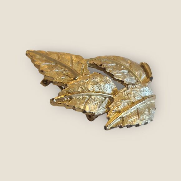 Vintage Gold Tone Textured Multi Leaf Pin Brooch Estate - Picture 4 of 7